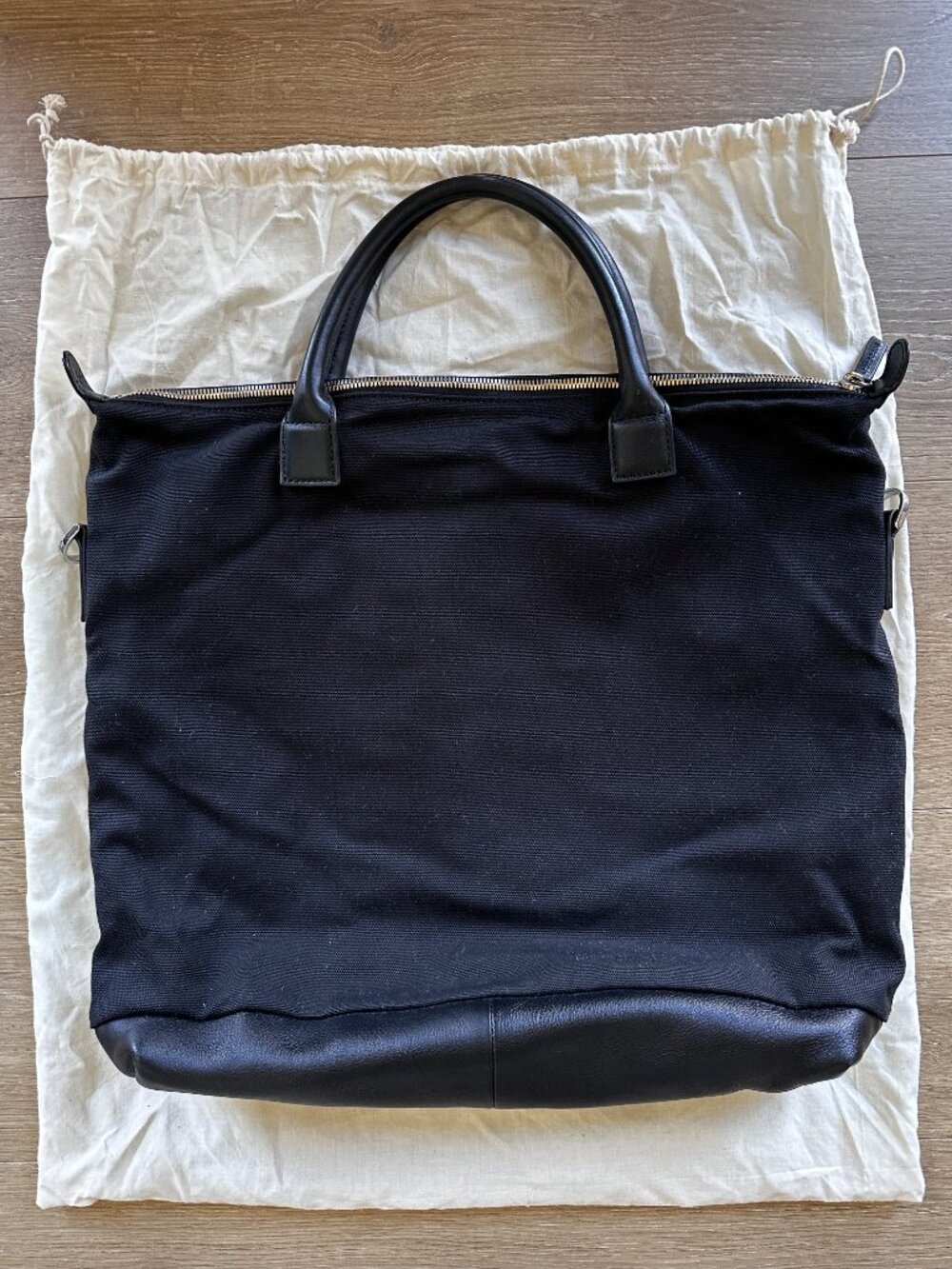 WANT Les Essentiels: Gently Used O'Hare Canvas Tote in Black/Gray Chevron - Picture 3 of 6